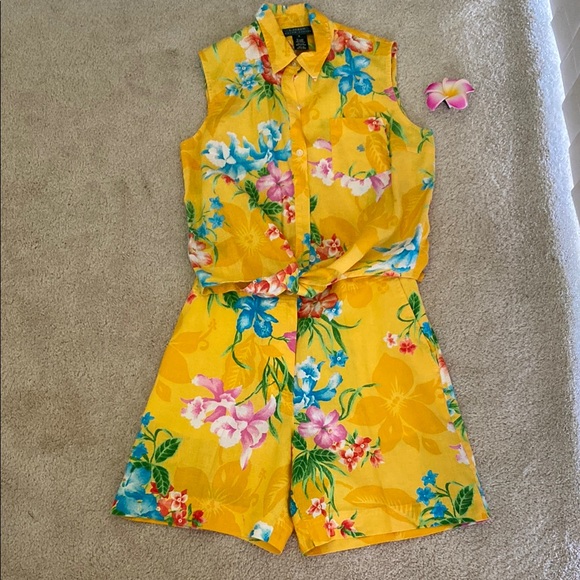 Ralph Lauren Tops - Vintage Ralph Lauren linen floral Yellow high-waisted shorts and top, S